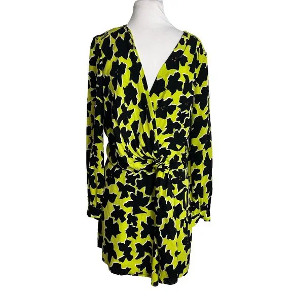 Diane Von Furstenberg | Dresses | Diane Von Furstenberg Womens Faux Wrap Silk  Dress Size 2 Dora Lily Green Black | Poshmark